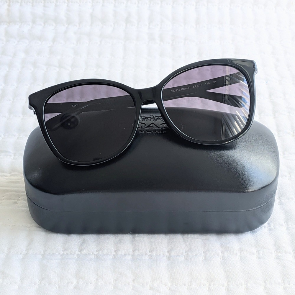 NWT Coach Square Frame Polarized Sunglasses HC8271U L1101 w Original Case Black - Picture 2 of 16